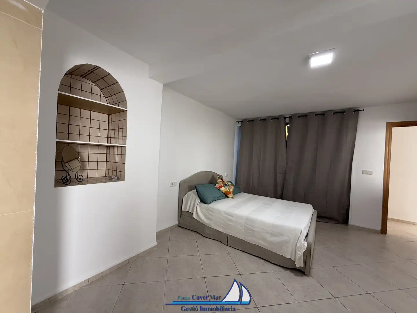 Habitación de Casa adosada en venta en Mont-roig del Camp con Aire acondicionado, Calefacción y Jardín privado