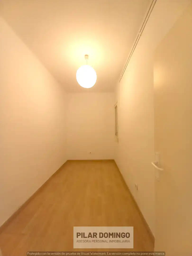 Habitación de Piso en venta en Barcelona con Parquet y Horno