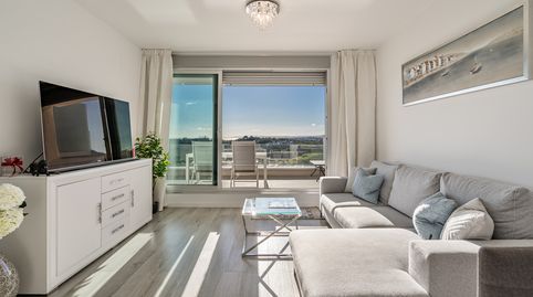 Moderno Apartamento de 3 dormitorios con vistas panorámicas al mar en Cancelada, Estepona, imatge 2