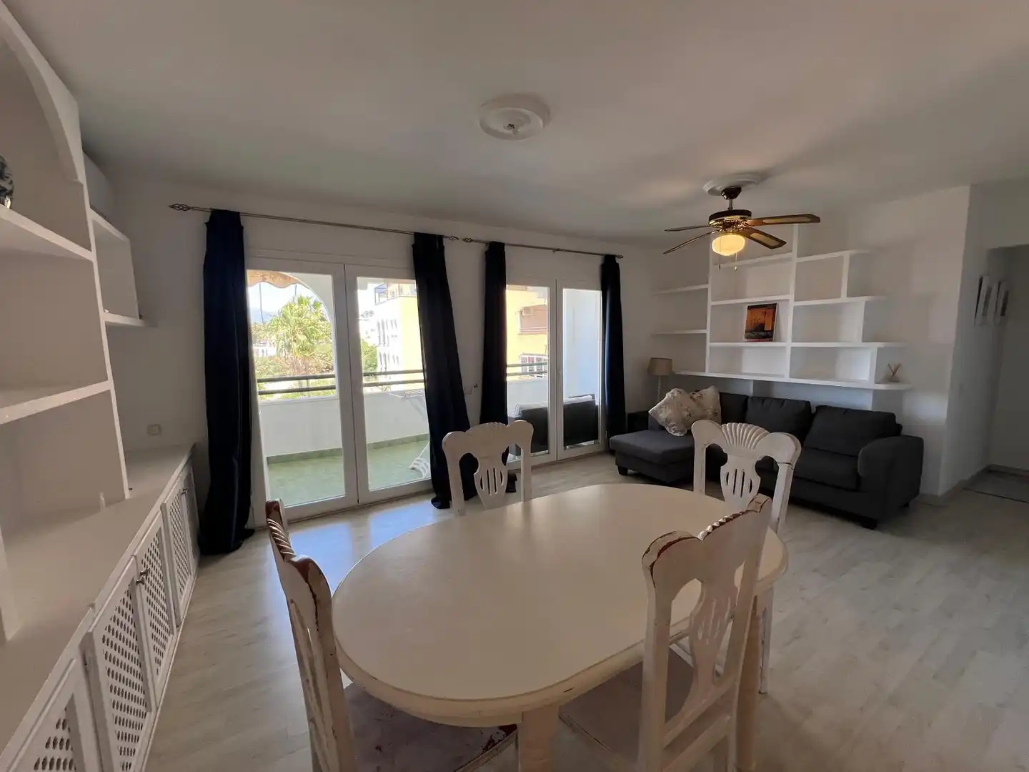Comedor de Apartamento en venta en Estepona con Aire acondicionado, Terraza y Piscina