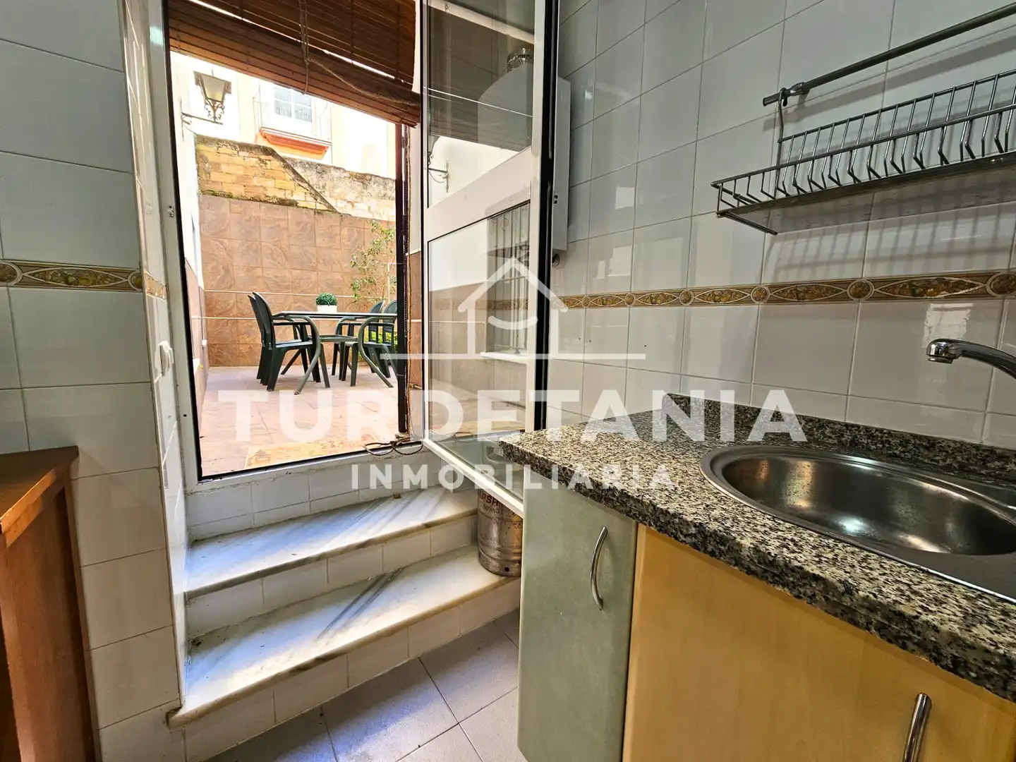 Ground floor for sale in V Centenario - Piletas - Capuchinos