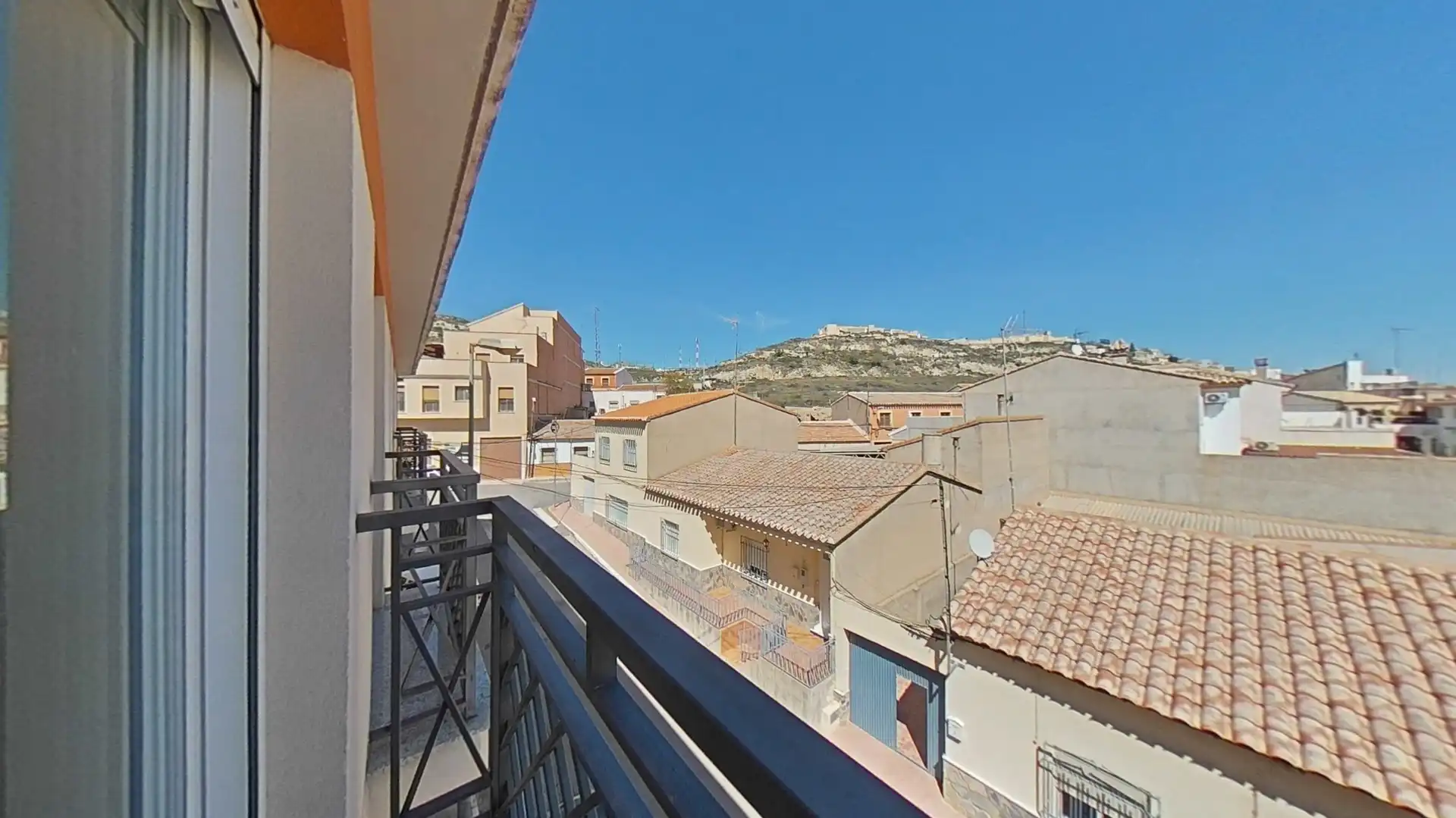 Vista exterior de Piso en venta en Puerto Lumbreras con Aire acondicionado y Balcón