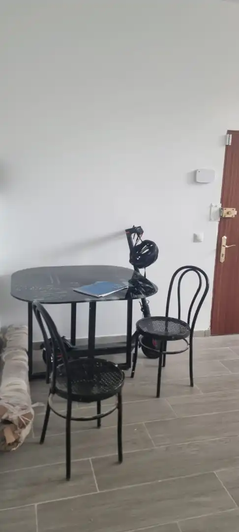 Dormitori de Local en venda en Barcelona amb Parquet, Moblat i Alarma