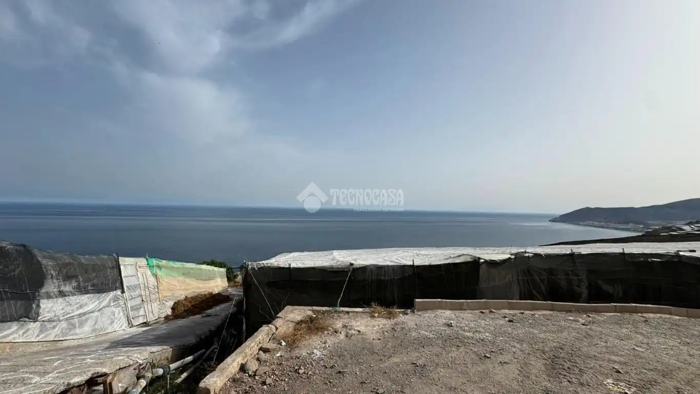 Casa adosada en venta en Rubite con Calefacción y Balcón