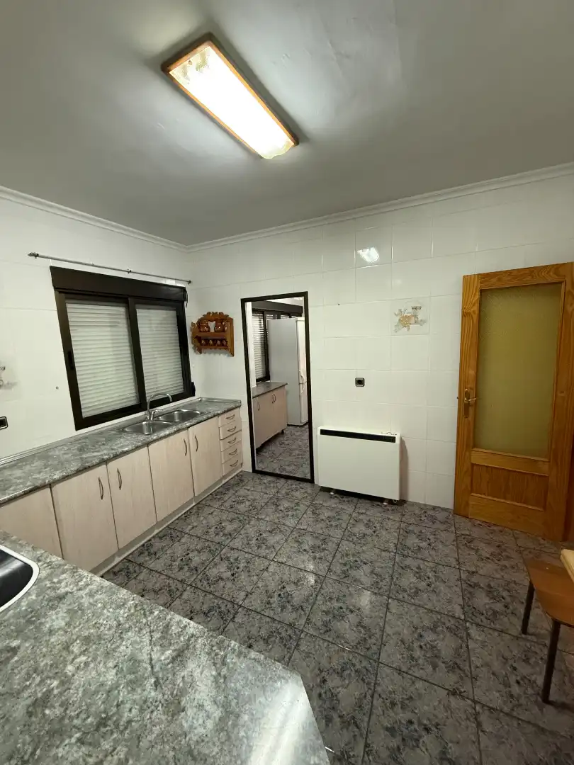 Kitchen of Flat for rent in Munera  with Heating, Private garden and Terrace
