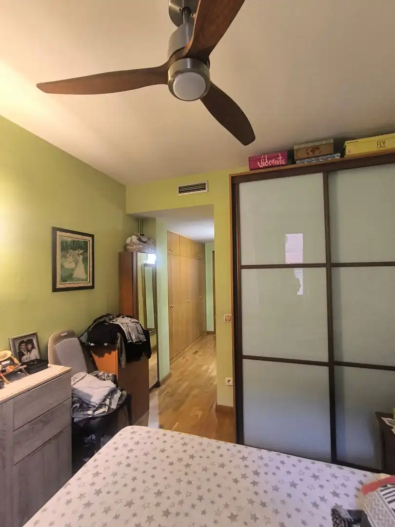 Schlafzimmer von Wohnung zum Verkauf in Centre - Sant Josep - Sanfeliu
