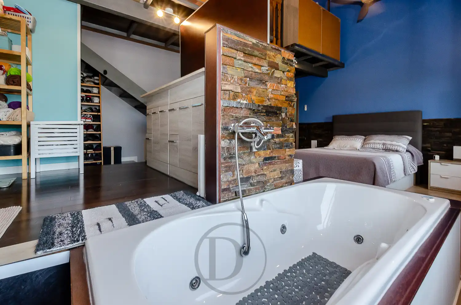 House with pool for sale in Carrer Venècia, imagen 14
