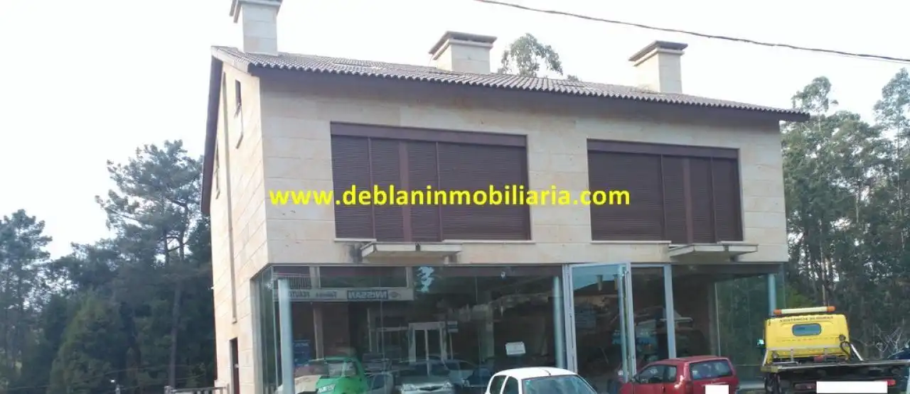 Local comercial de lloguer a Tui, imagen 3