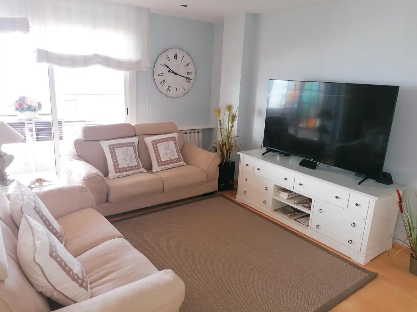 Sala de estar de Piso en venta en Calafell con Aire acondicionado, Calefacción y Parquet