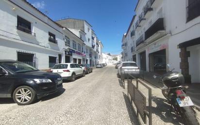 Außenansicht von Wohnung zum verkauf in Aracena mit Terrasse und Balkon