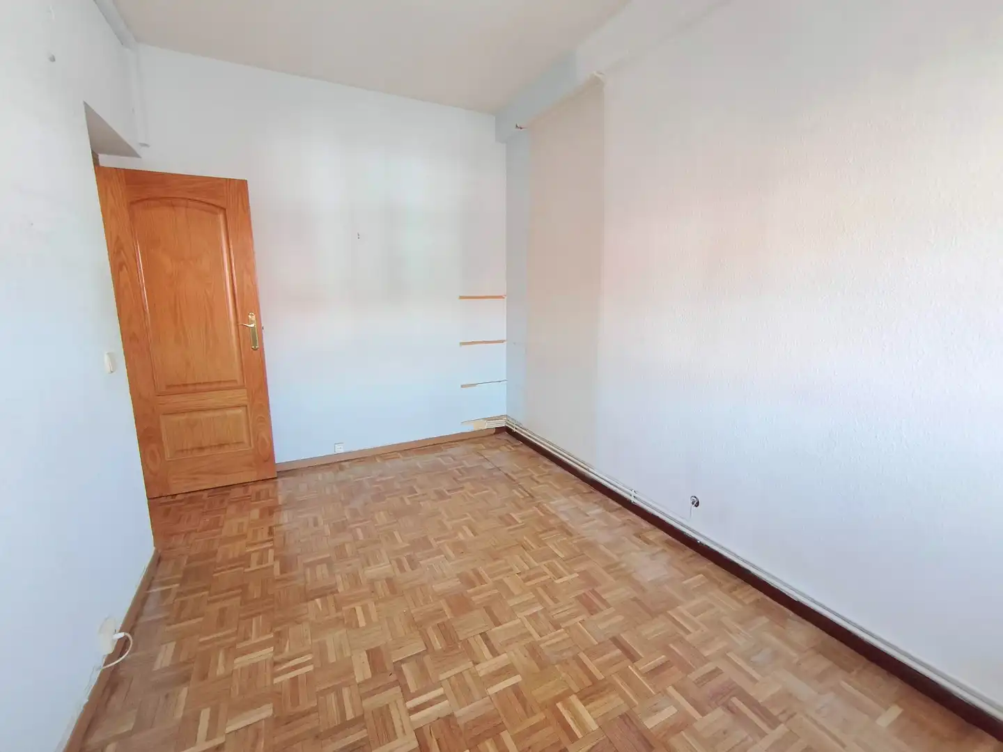 Habitación de Piso en venta en Alcorcón con Aire acondicionado, Calefacción y Terraza