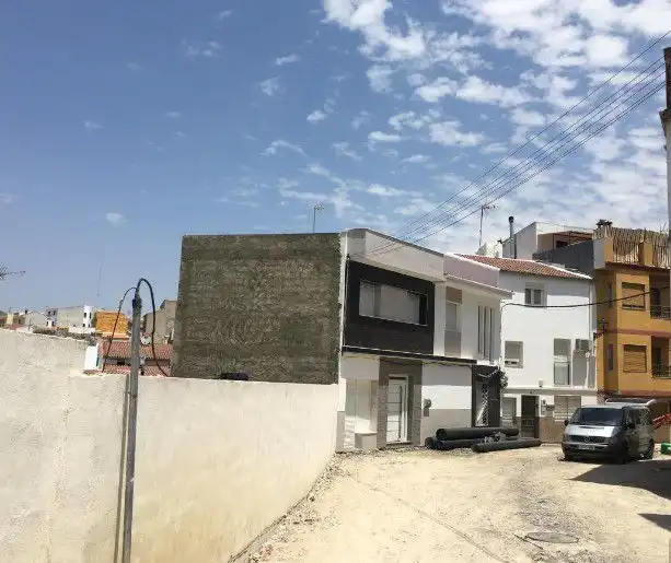 Terreni e lotti in vendita a JUANA I 14, imagen 2
