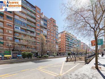 Piso con ascensor en venta en Camino DE RONDA