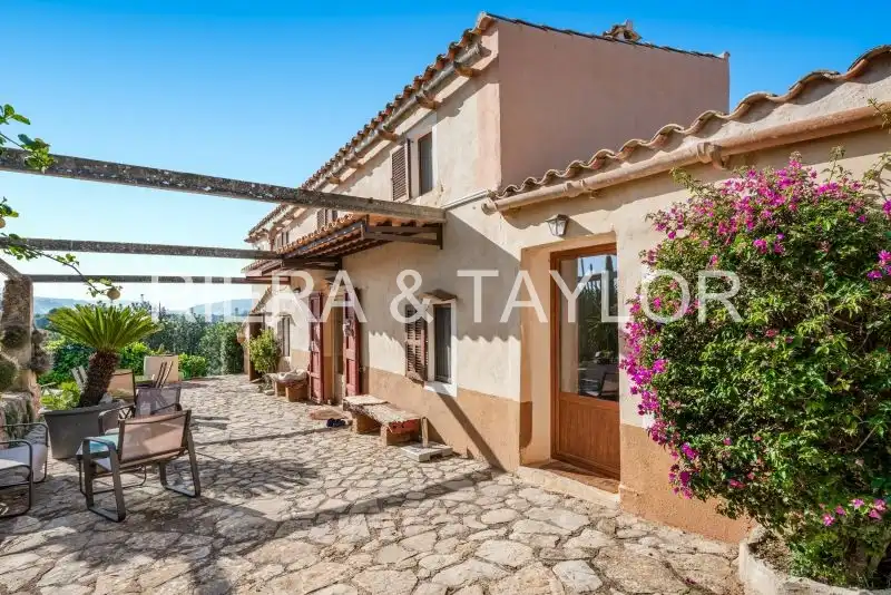 Exterior view of Country homes for sale in Manacor