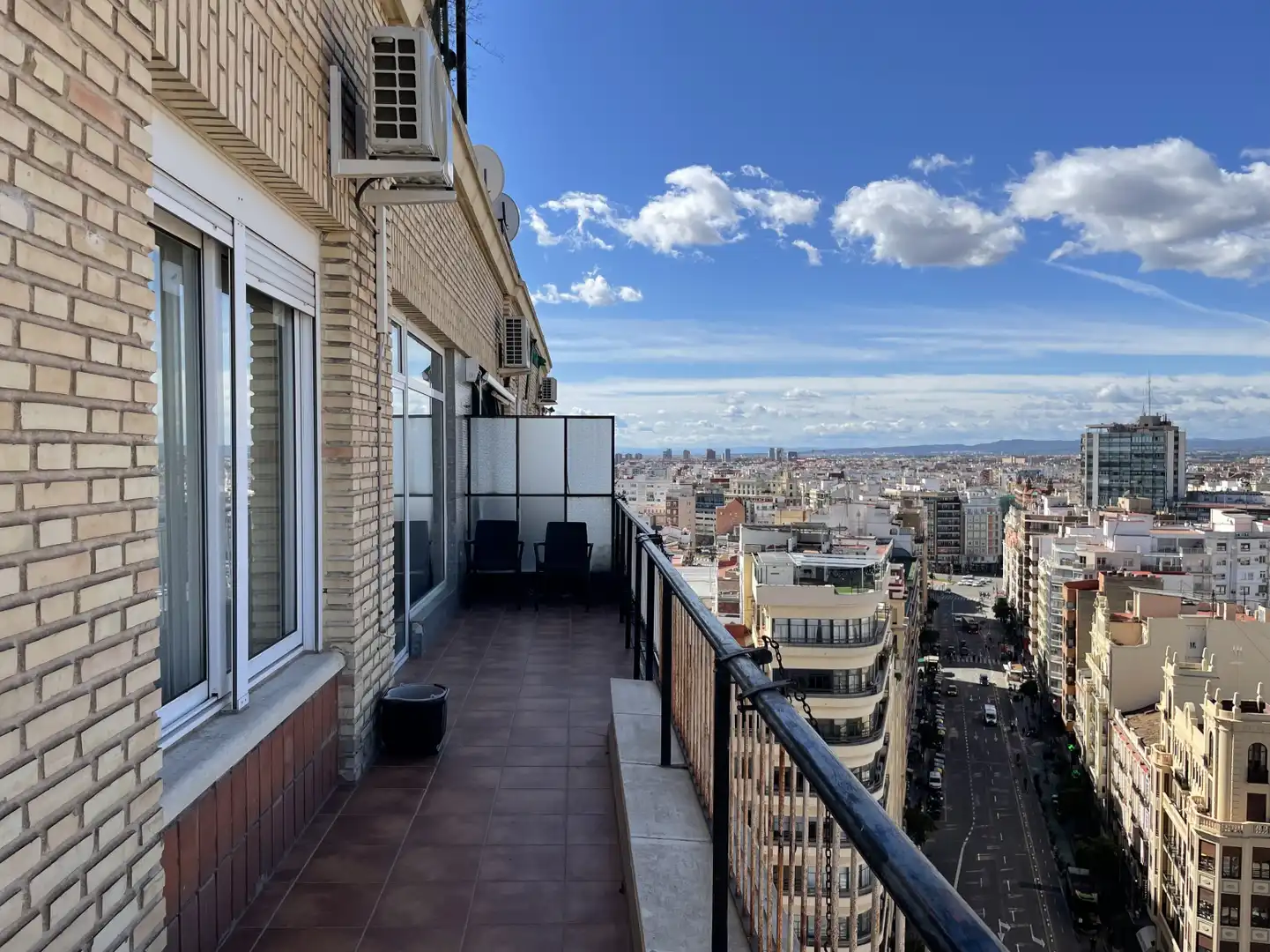 Vista exterior de Piso en venta en Valencia con Aire acondicionado, Parquet y Balcón