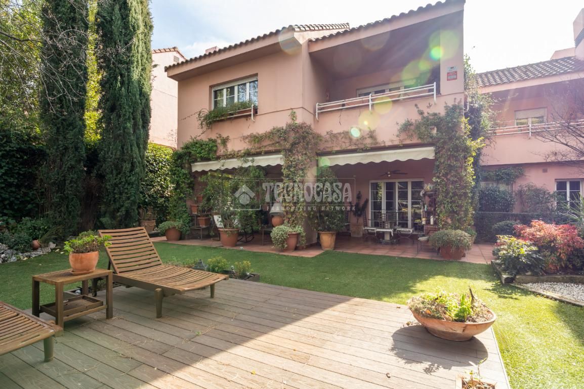 Garden of Single-family semi-detached for sale in Torrelodones  with Heating, Private garden and Terrace