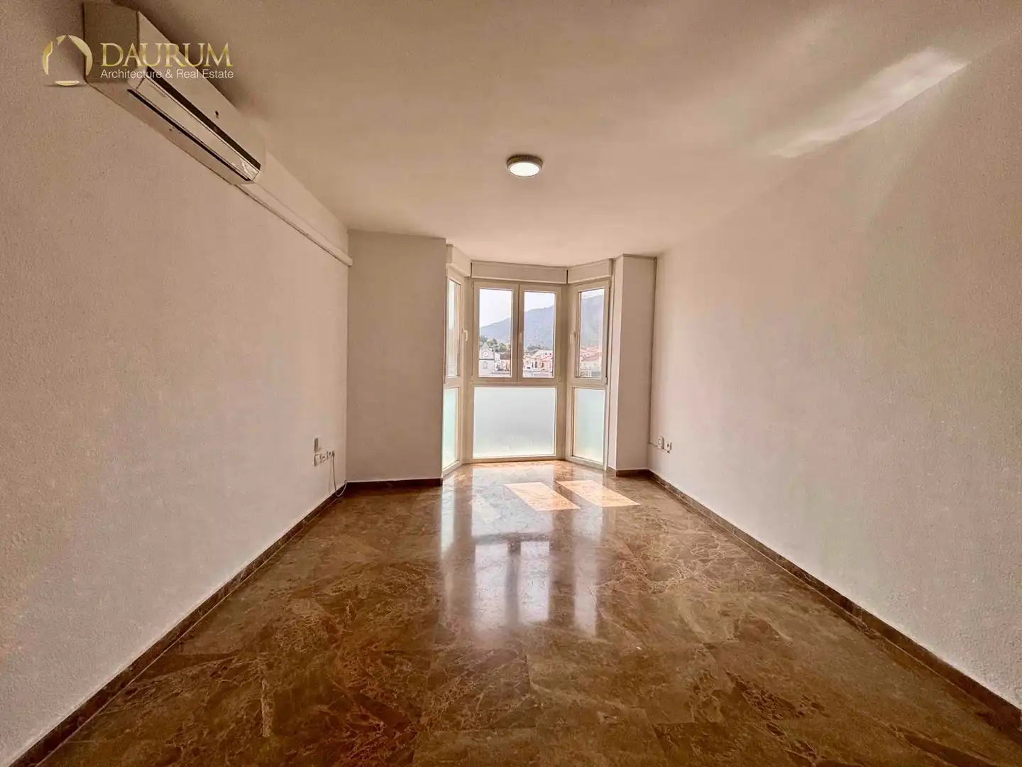 Flat with lift for sale in ALCALDE JOSÉ BENÍTEZ ROCHA, imagen 32