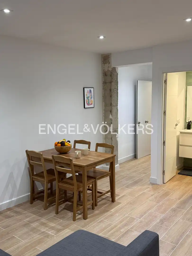 Flat for rent in Carrer de Victòria Kent, Zona Concordia