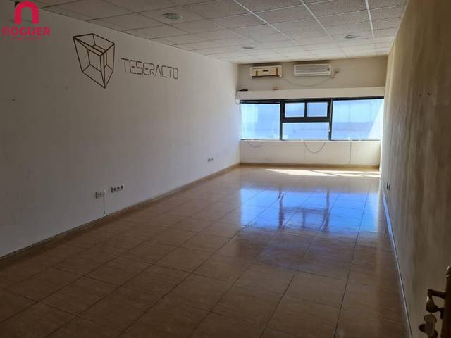 Oficina en Alquiler en Sector Sur