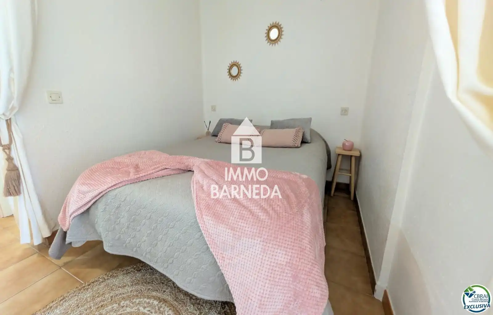 Schlafzimmer von Wohnung zum Verkauf in Empuriabrava mit Heizung, Terrasse und Möbliert