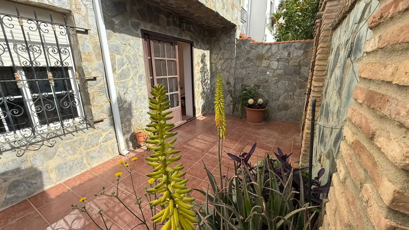 Terrace of Detached homes for sale in Chiclana de la Frontera  with Air Conditioner and Storage room