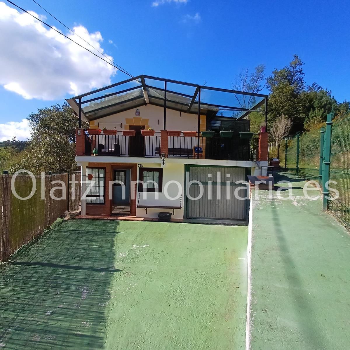 Vista exterior de Casa o xalet en venda en Sopuerta amb Calefacció, Terrassa i Traster