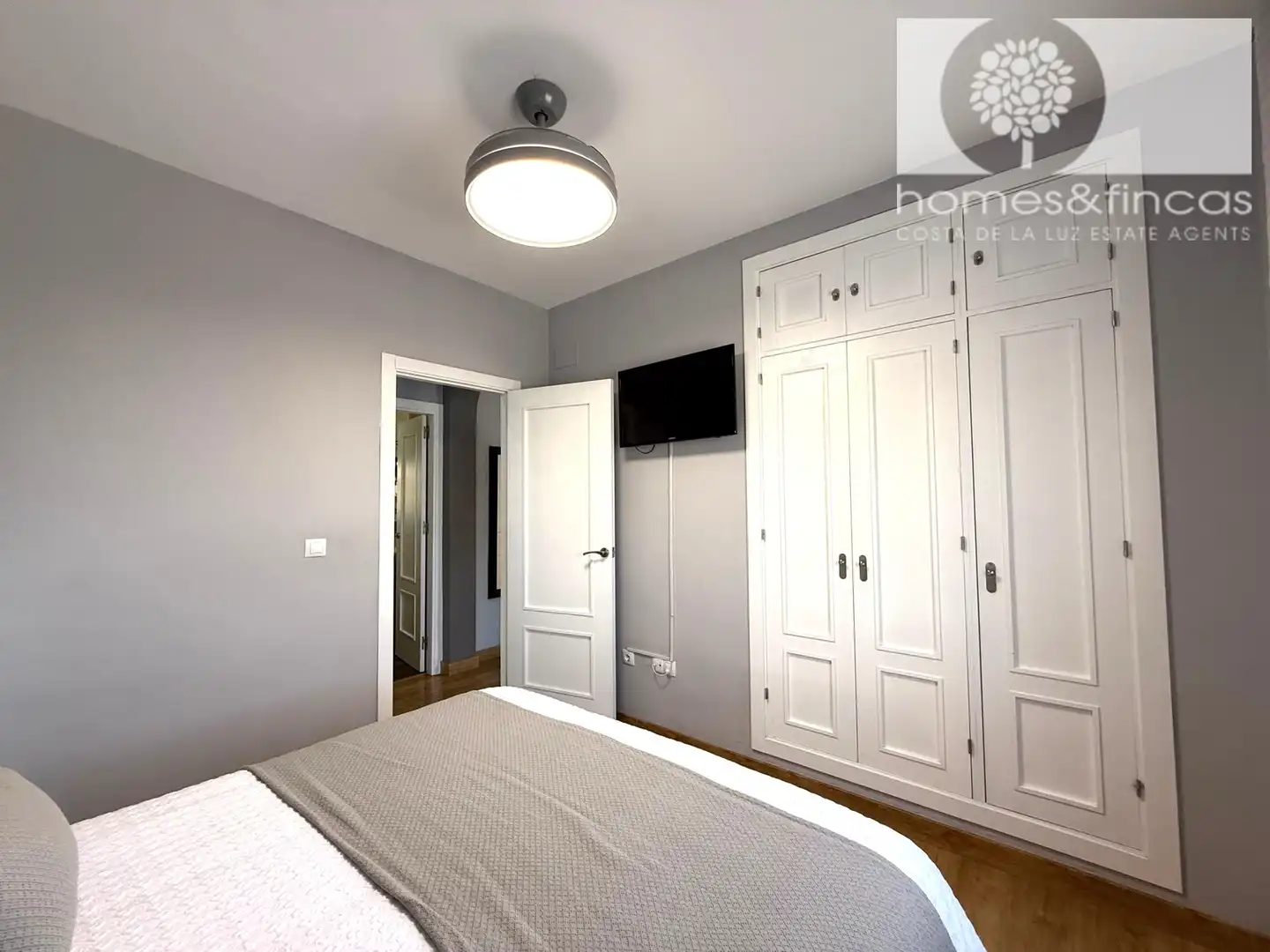 Schlafzimmer von Wohnung zum Verkauf in Ayamonte mit Klimaanlage und Balkon