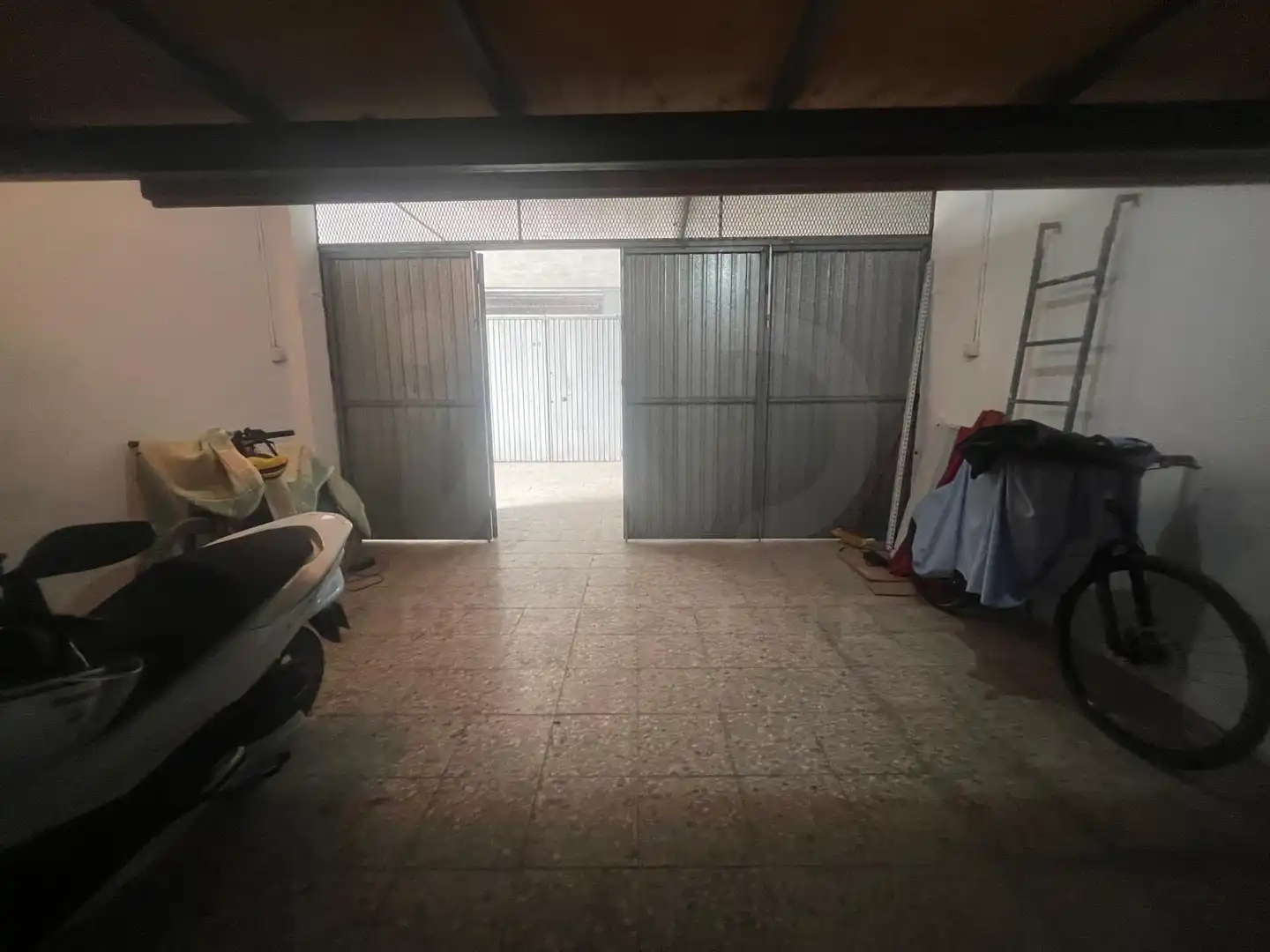 Garage for sale in Barbate