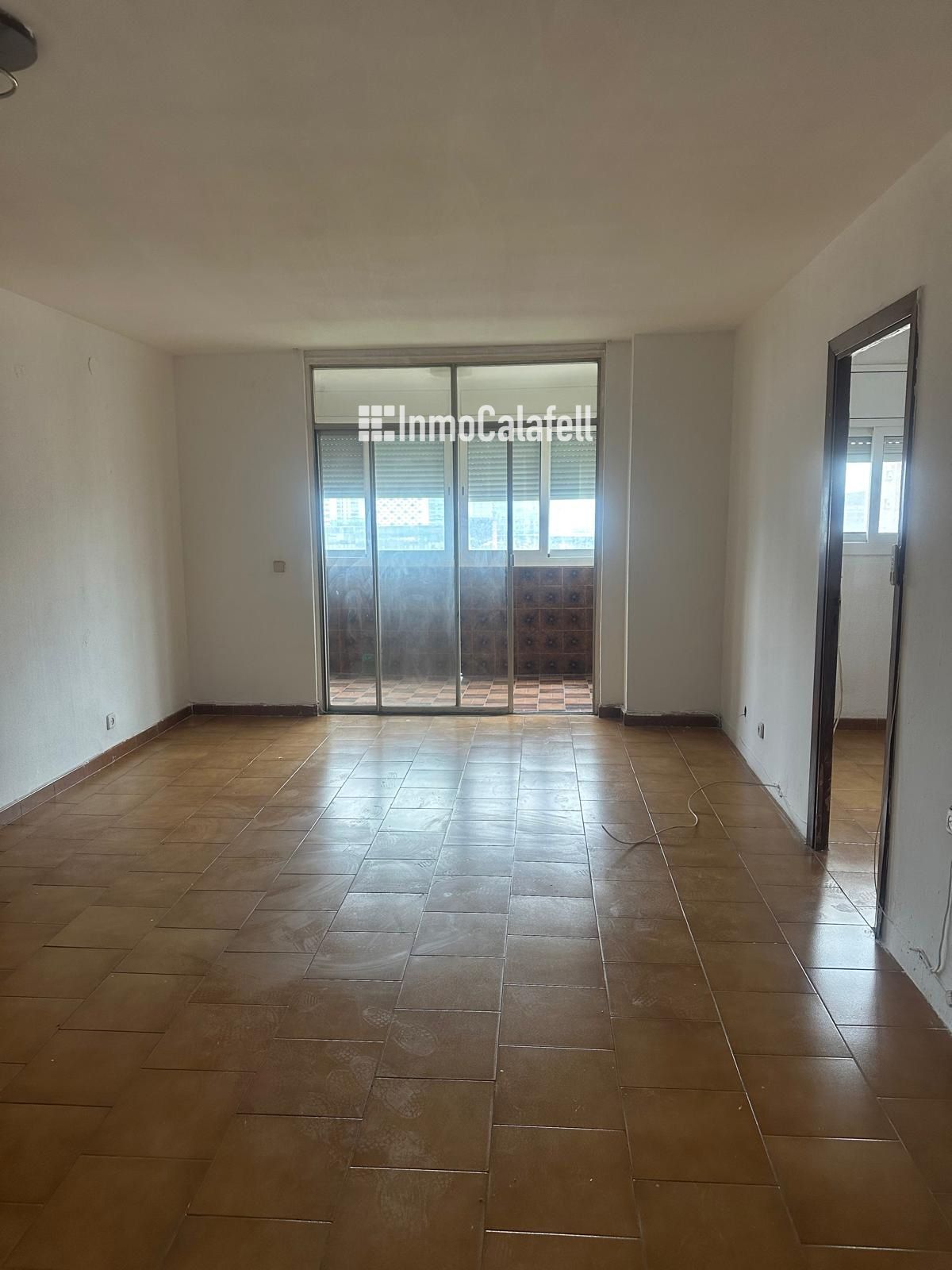 Flat for sale in L'Hospitalet de Llobregat  with Terrace