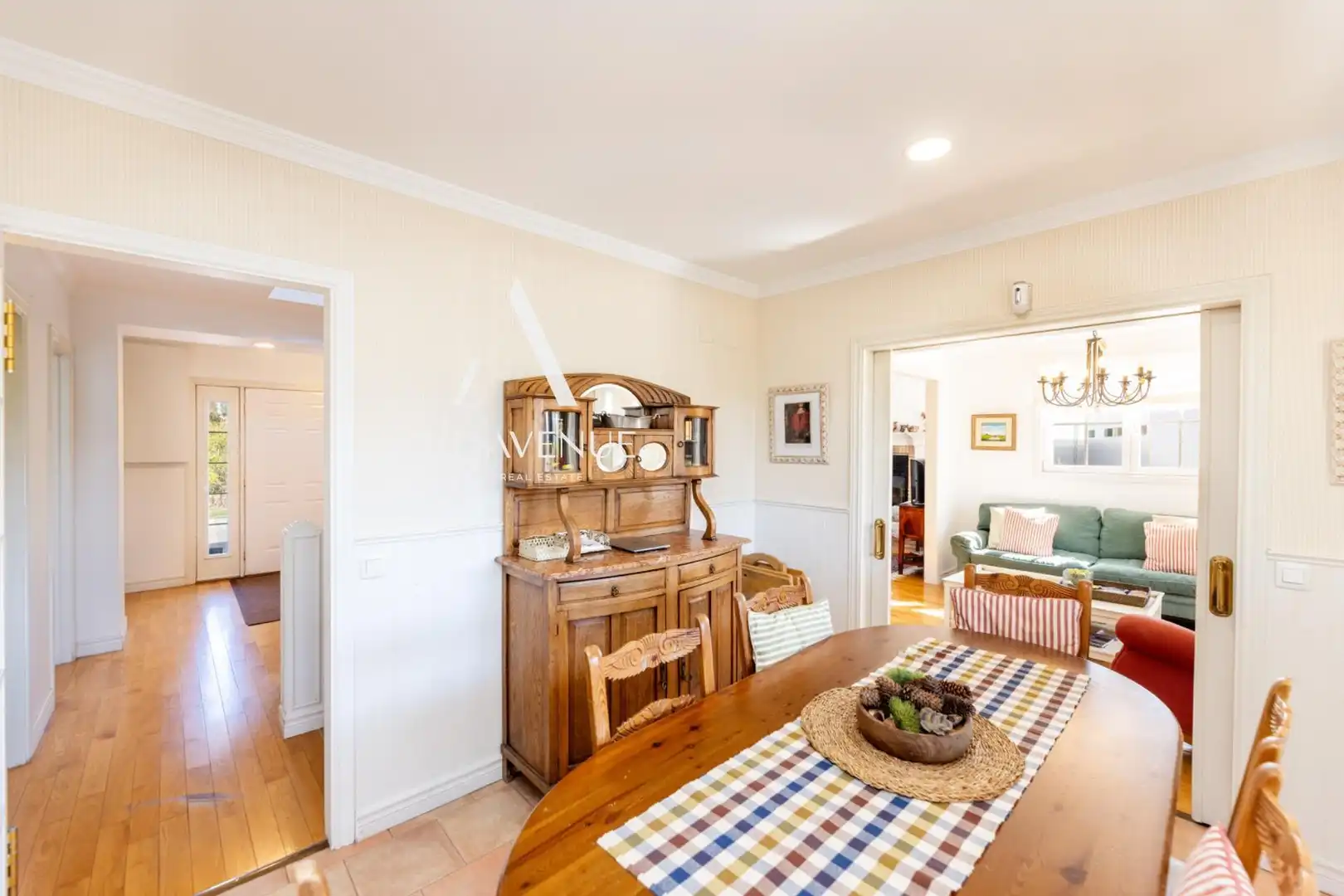 Comedor de Casa o chalet en venta en Boadilla del Monte con Calefacción, Jardín privado y Terraza
