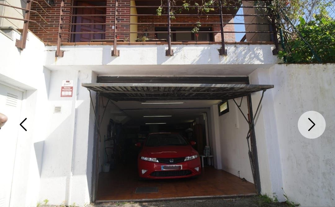 Parking de Casa adosada en venta en Piélagos con Calefacción, Jardín privado y Parquet