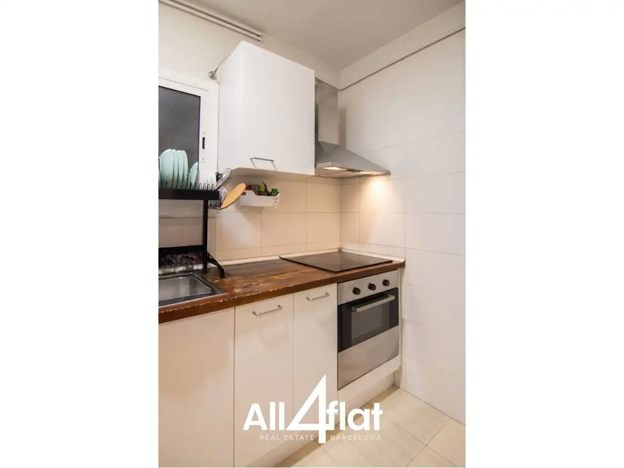 Kitchen of Apartments for sale in Barcelona  with Heating, Furnished and Balcony