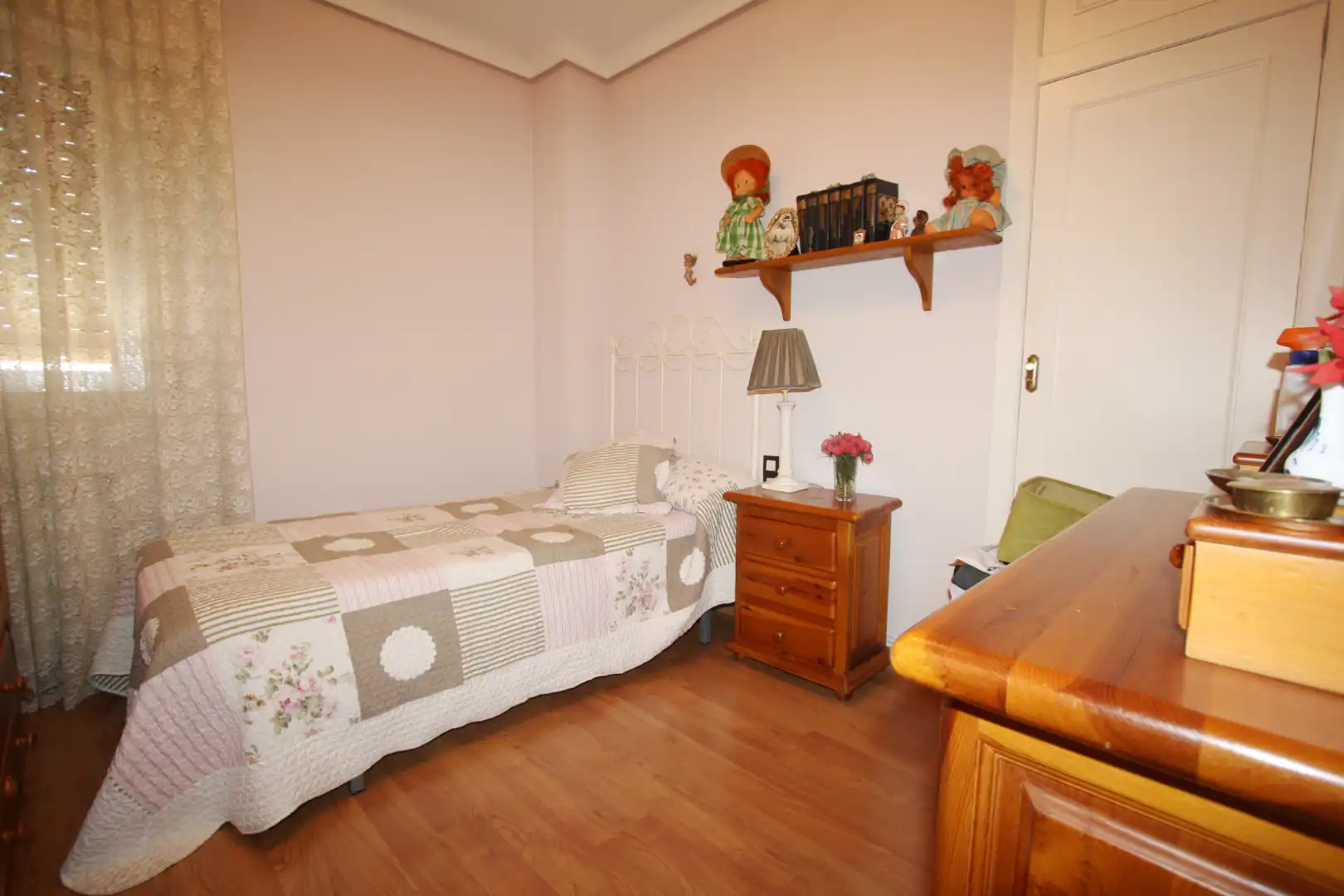 Habitación de Piso en venta en Albacete con Calefacción, Parquet y Amueblado