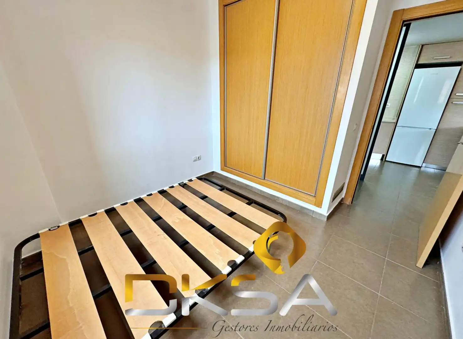 Piso de alquiler en Calle HERMANOS VILLAFAÑE, Plaza Donoso Cortés - Avenida Magdalena