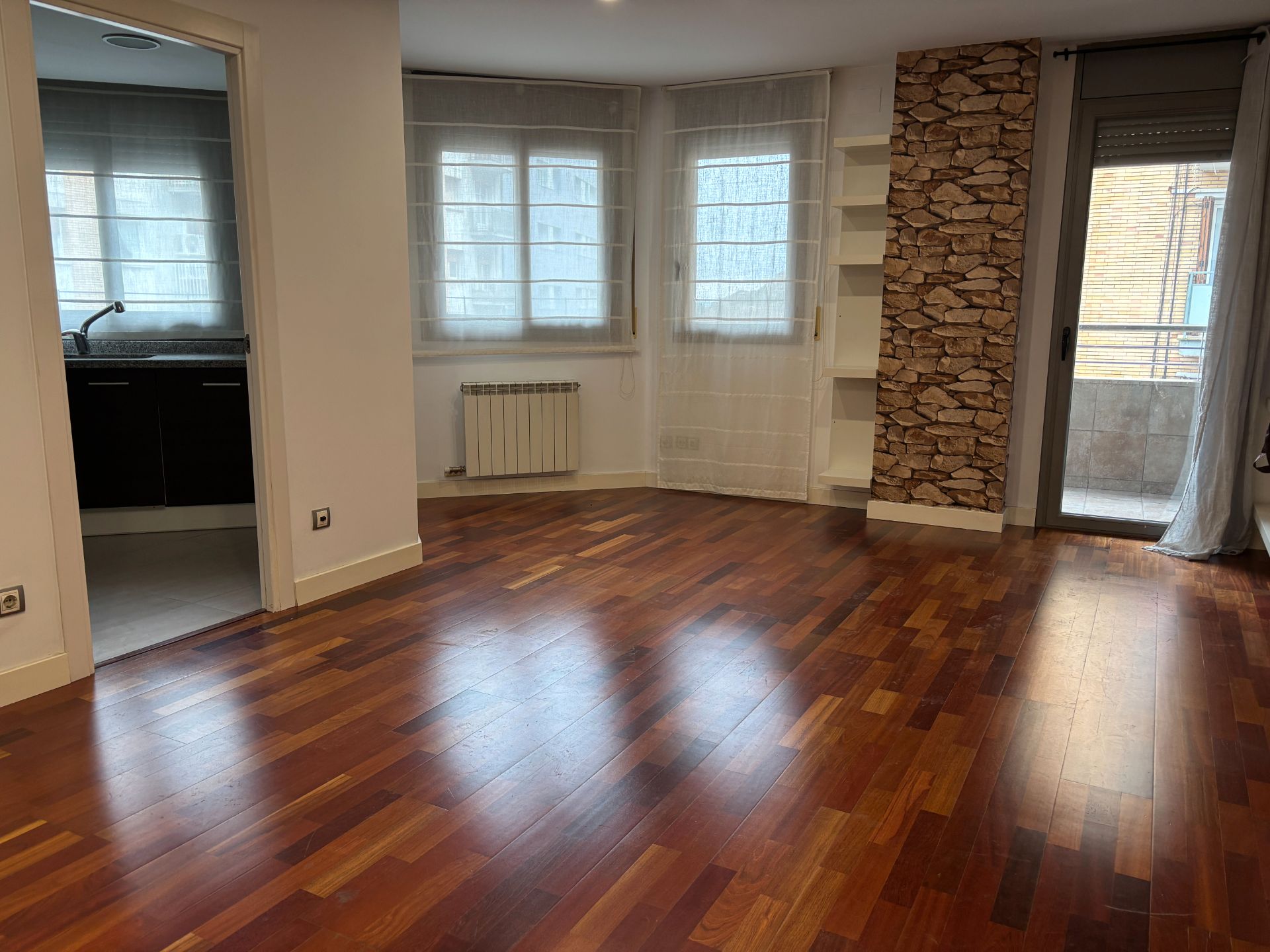 Living room of Flat for sale in  Lleida Capital  with Air Conditioner, Heating and Parquet flooring