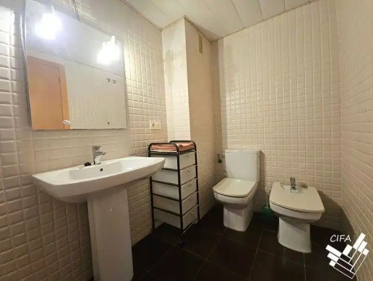 Bathroom of Flat for sale in Casco Urbano