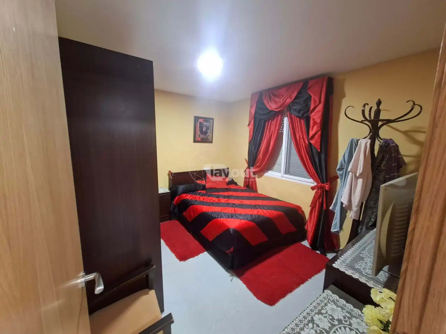 Bedroom of Detached homes for sale in Malpartida de Plasencia  with Swimming Pool