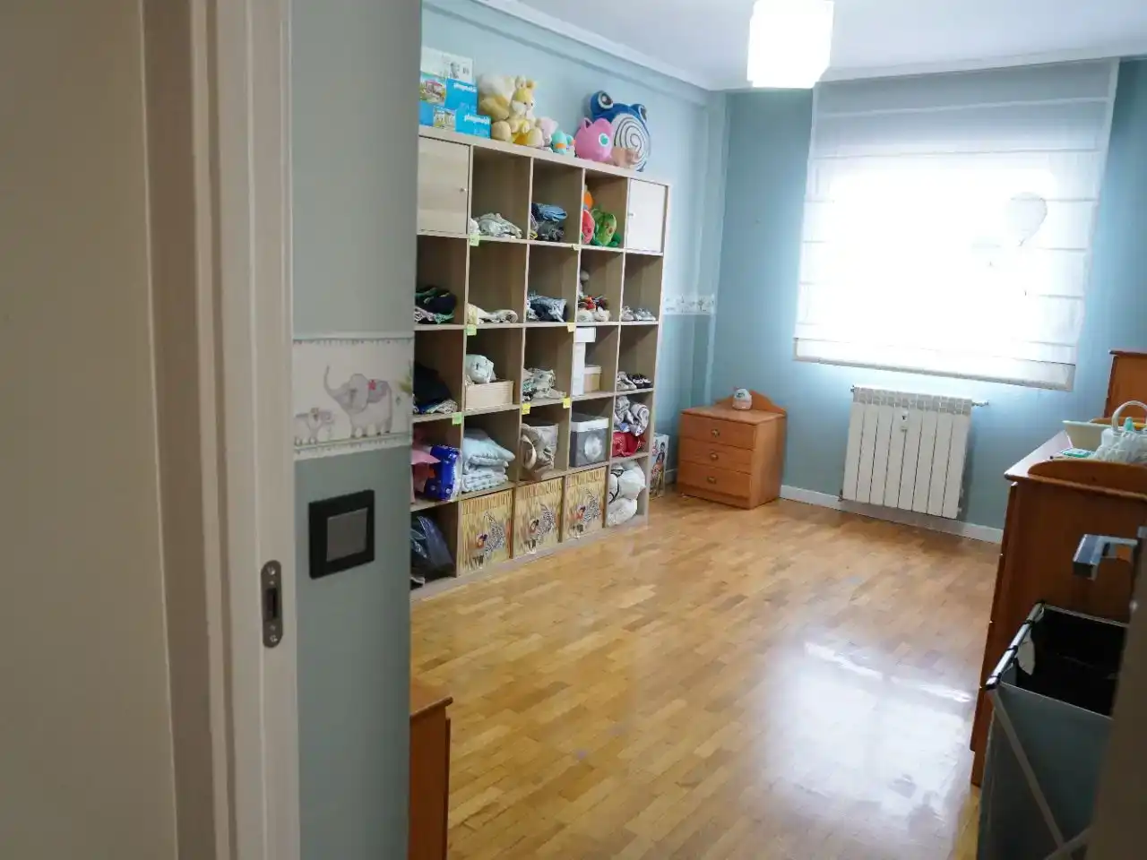 Dormitori de Pis en venda en León Capital  amb Parquet i Moblat