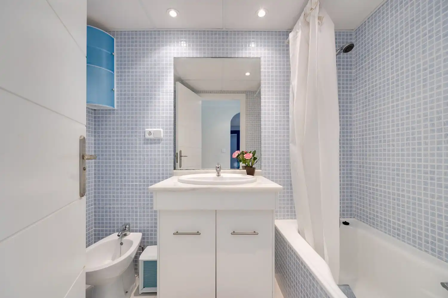 Baño de Piso en venta en Orihuela con Aire acondicionado, Calefacción y Amueblado