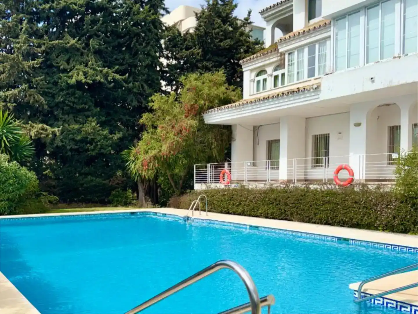 Piscina de Apartament de lloguer en Marbella amb Aire condicionat, Piscina i Balcó