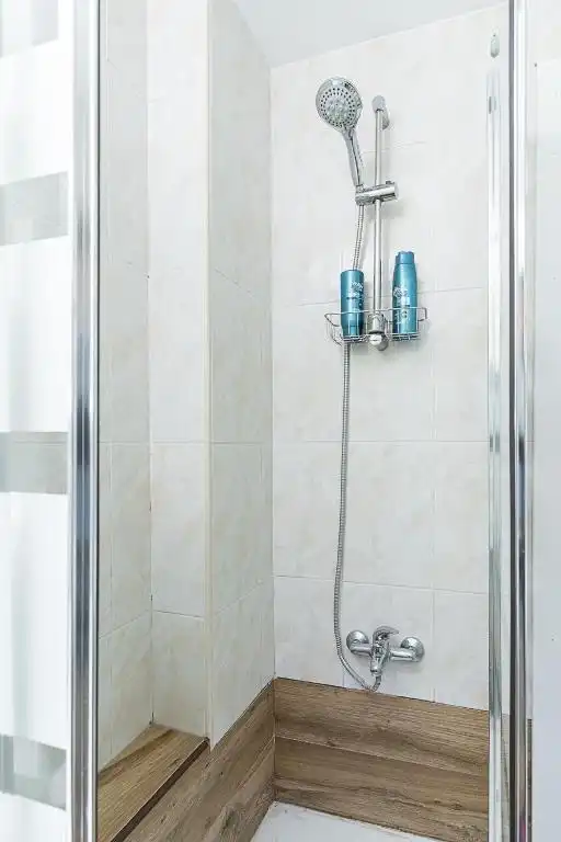 Baño de Estudio en venta en Benalmádena con Aire acondicionado, Amueblado y Piscina comunitaria