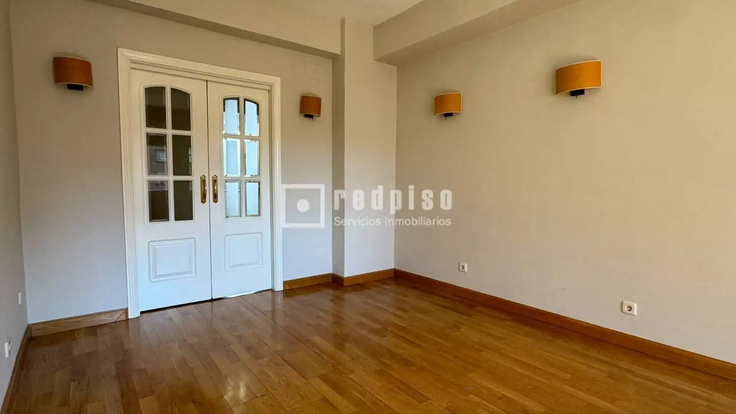 Schlafzimmer von Wohnung zur Miete in Madrid mit Klimaanlage, Heizung und Parkett