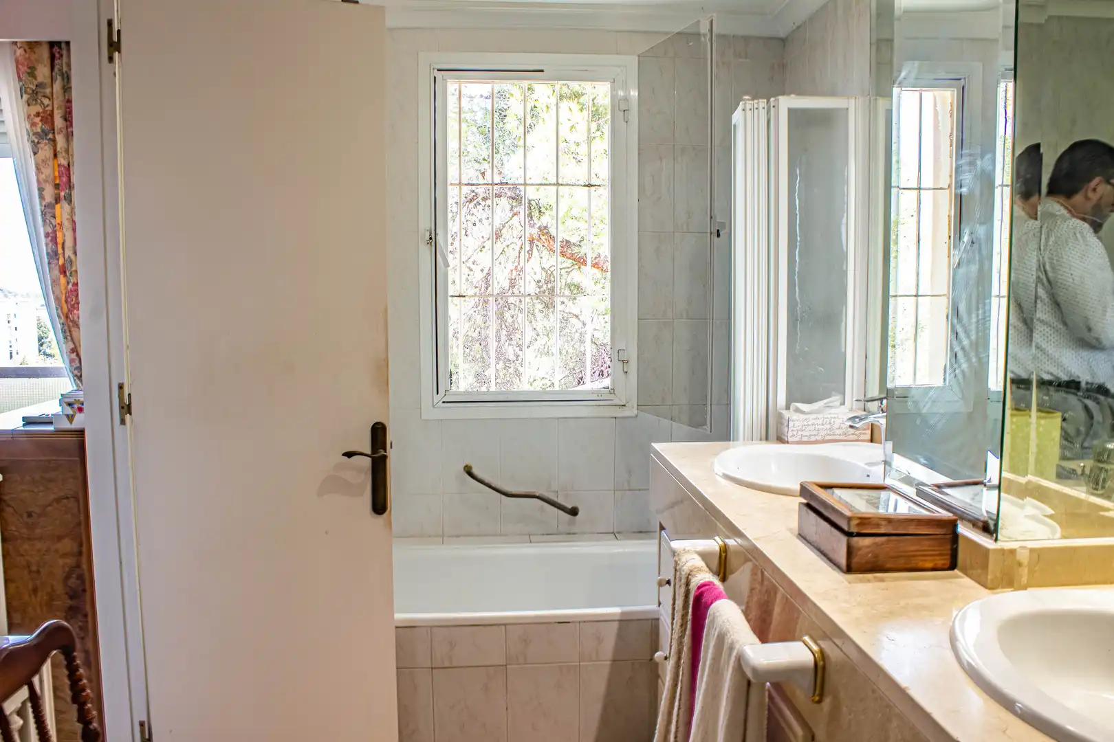Badezimmer von Einfamilien-Reihenhaus zum Verkauf in Calvià mit Klimaanlage, Heizung und Terrasse