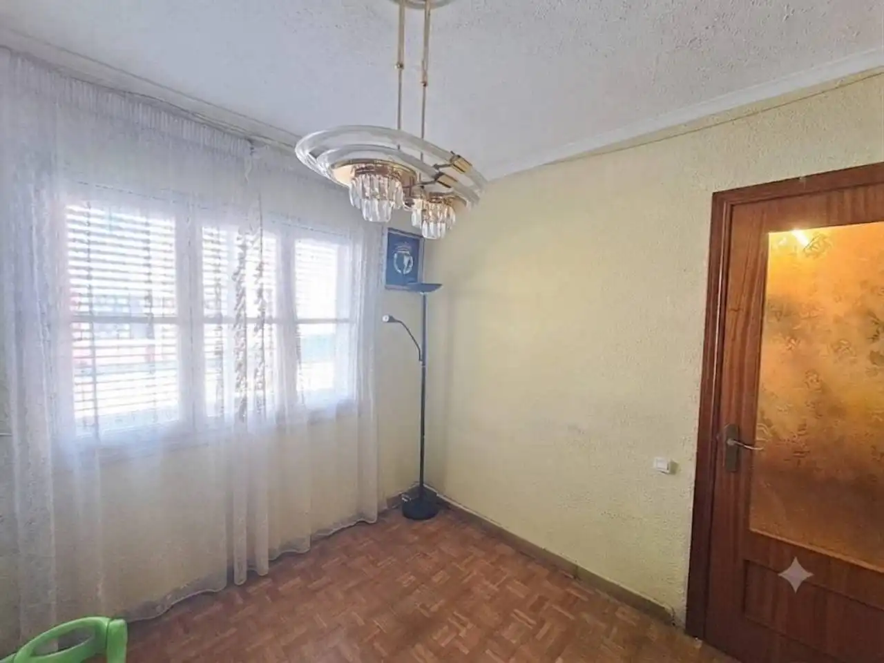 Habitación de Casa o chalet en venta en Burgos con Parquet