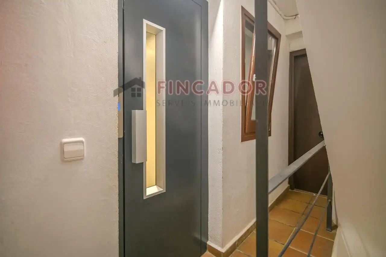 Piso en venta en Barcelona con Aire acondicionado, Calefacción y Parquet