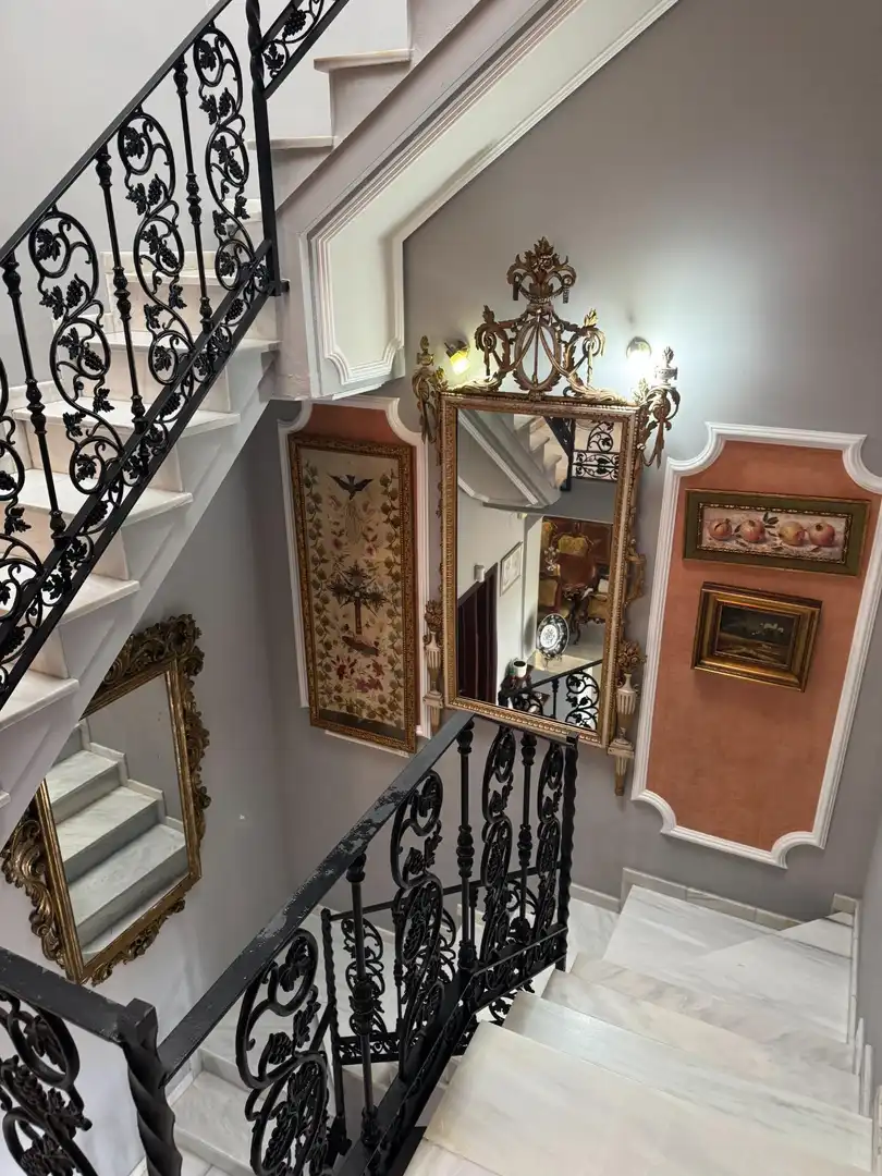 Casa adosada en venda en Morón de la Frontera amb Aire condicionat, Jardí privat i Moblat