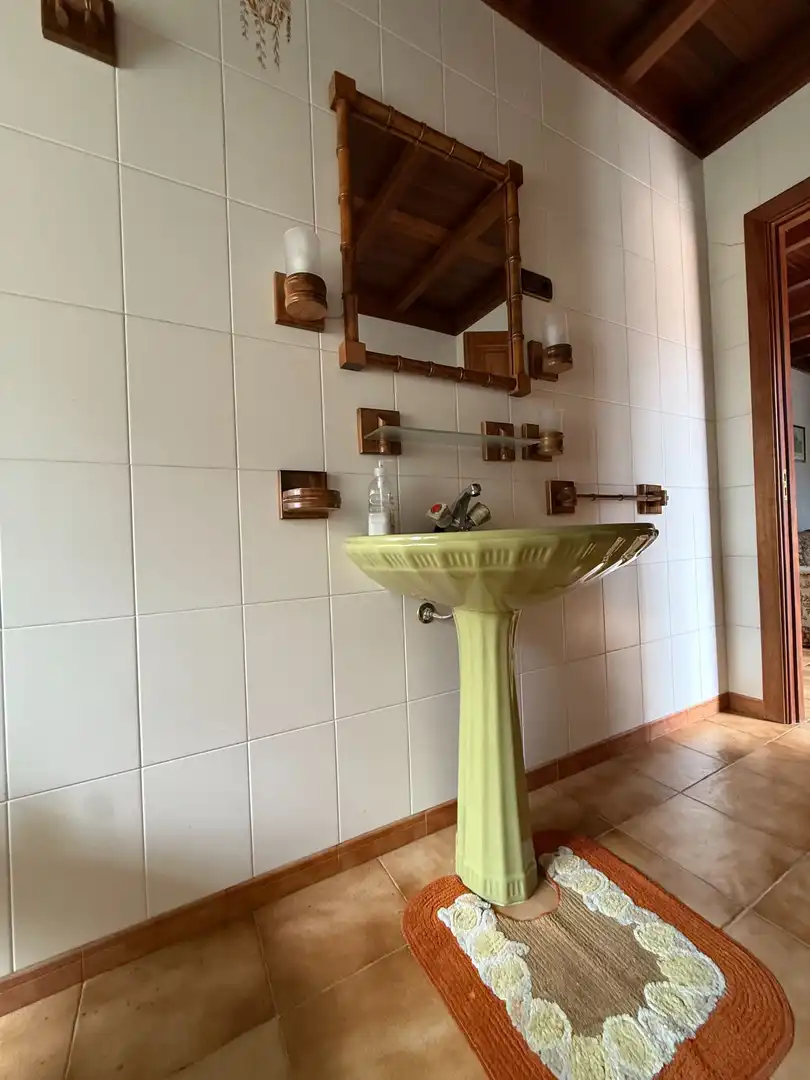 Baño de Casa o chalet en venta en Muxía con Calefacción y Jardín privado
