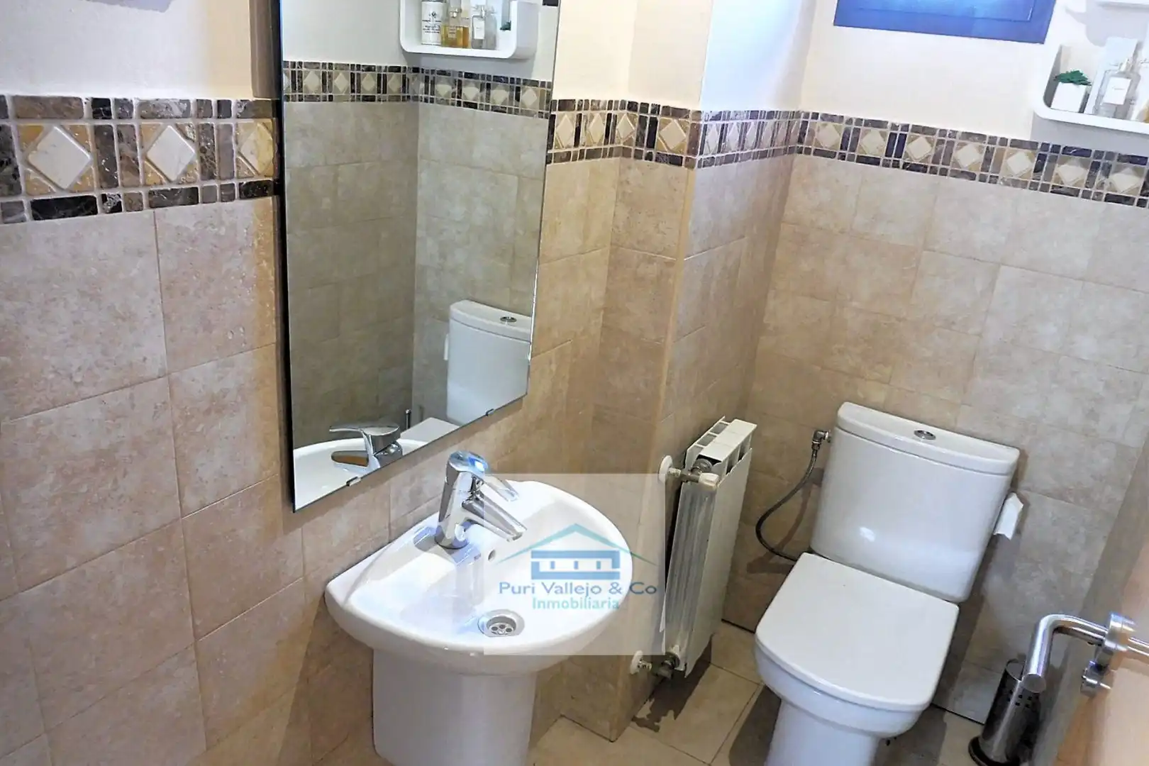 Bathroom of Detached homes for sale in Córdoba  with Air Conditioner, Heating and Terrace