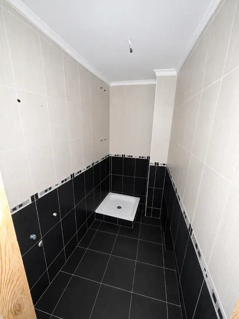 Badezimmer von Einfamilien-Reihenhaus zum Verkauf in Onda mit Terrasse, Abstellraum und Balkon