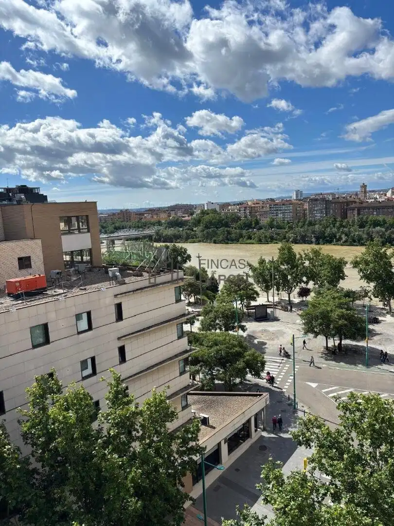 Vista exterior de Piso en venta en Zaragoza